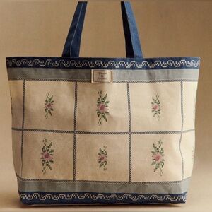 Brand New Limited Edition Sezane x Baziszt Canvas Tote Bag (Embroidered print)